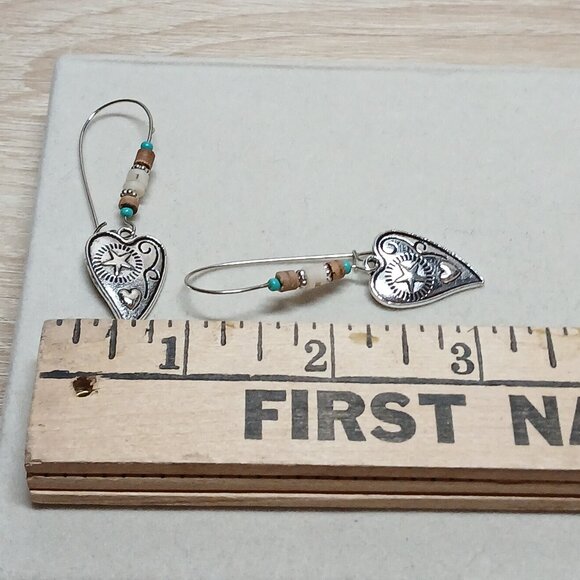 NWOT Fashion Jewelry Silver Tone Southwest Heart Dangle Earrings #12 - Picture 2 of 9